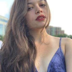 Meet your Posher, Thays